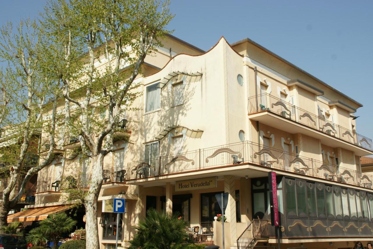 Hotel Verudella Rimini Exterior foto